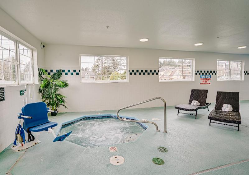 The Ashley Inn & Suites - image 15