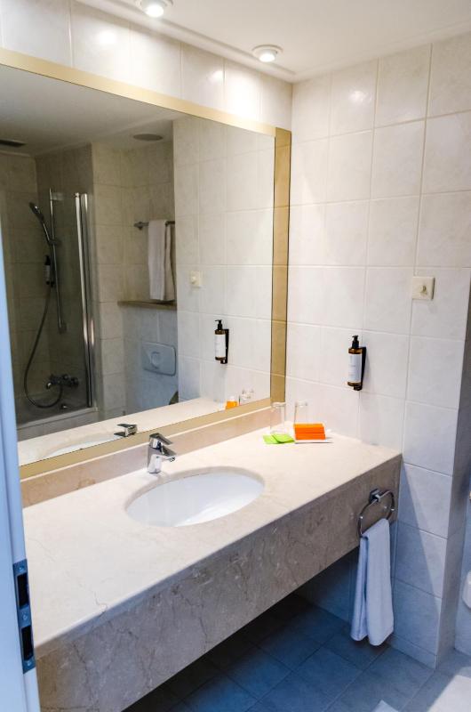 Suite image 3