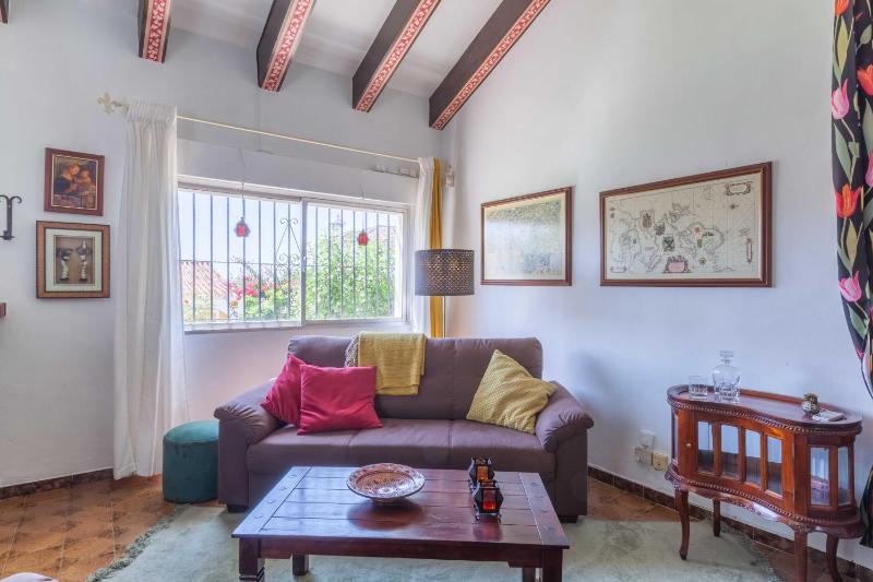 Stunning Villa with pool by Costarentals - Ref 30 - image 24