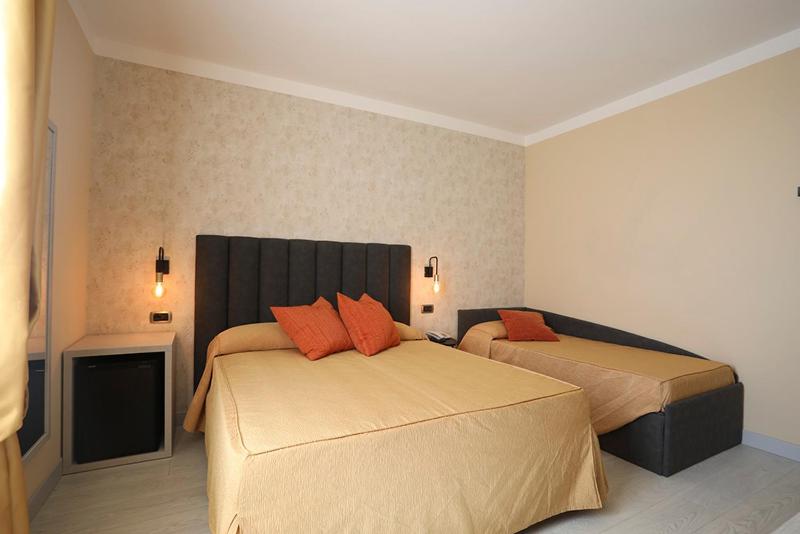 Triple Room image 4