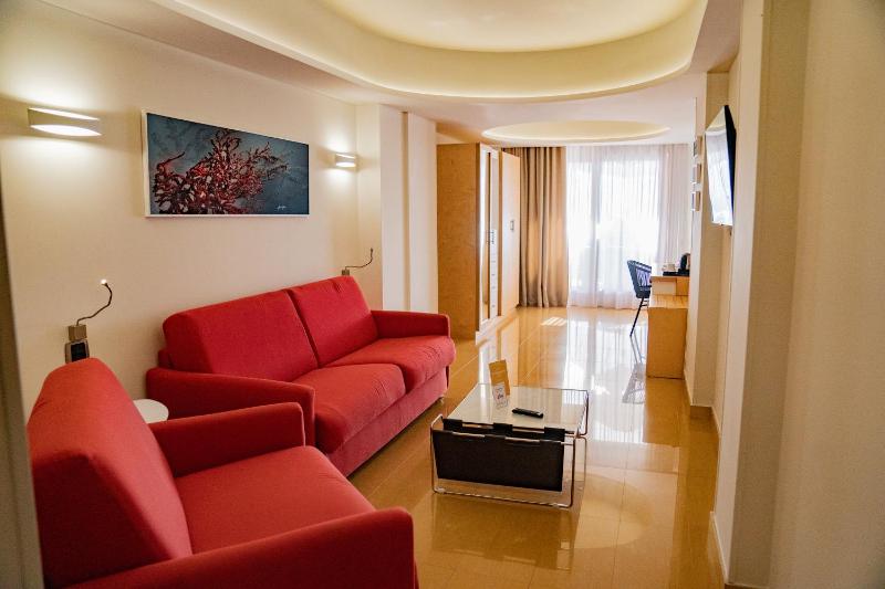 Junior Suite image 3
