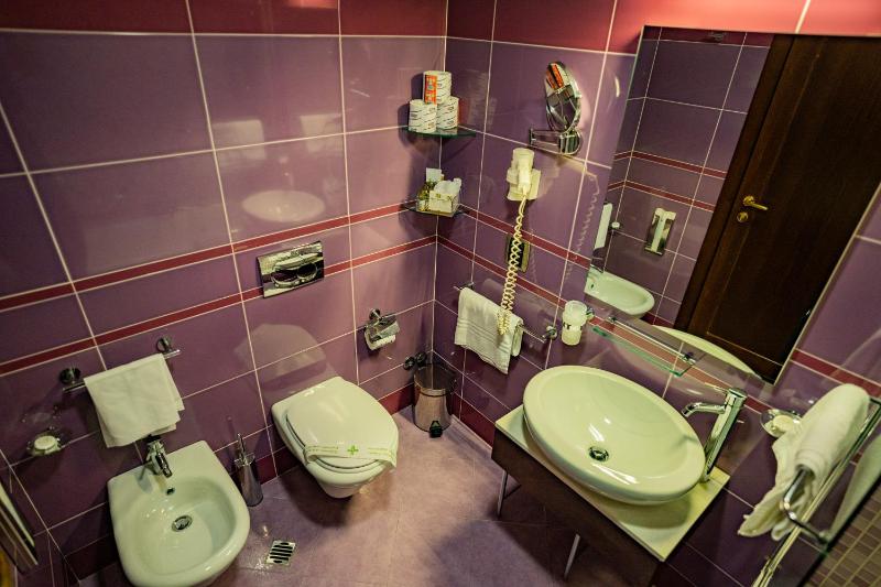 Double or Twin Room with Sea View image 2
