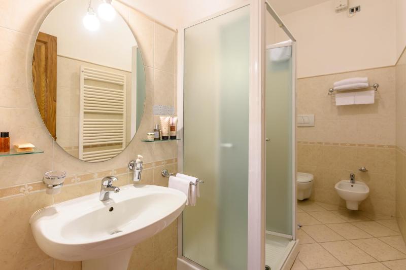 Double or Twin Room - Disability Access image 2