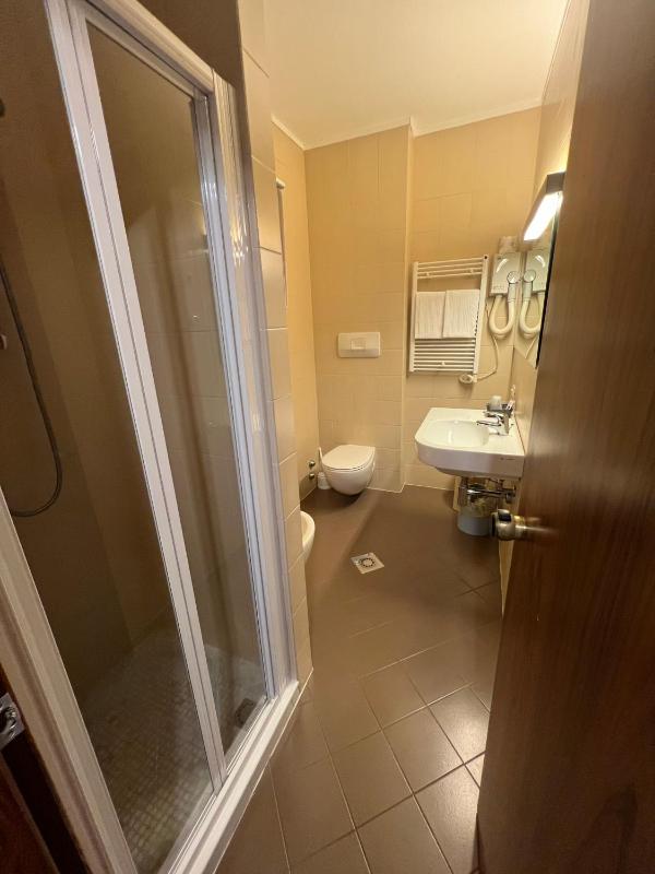 Executive Double Room image 2