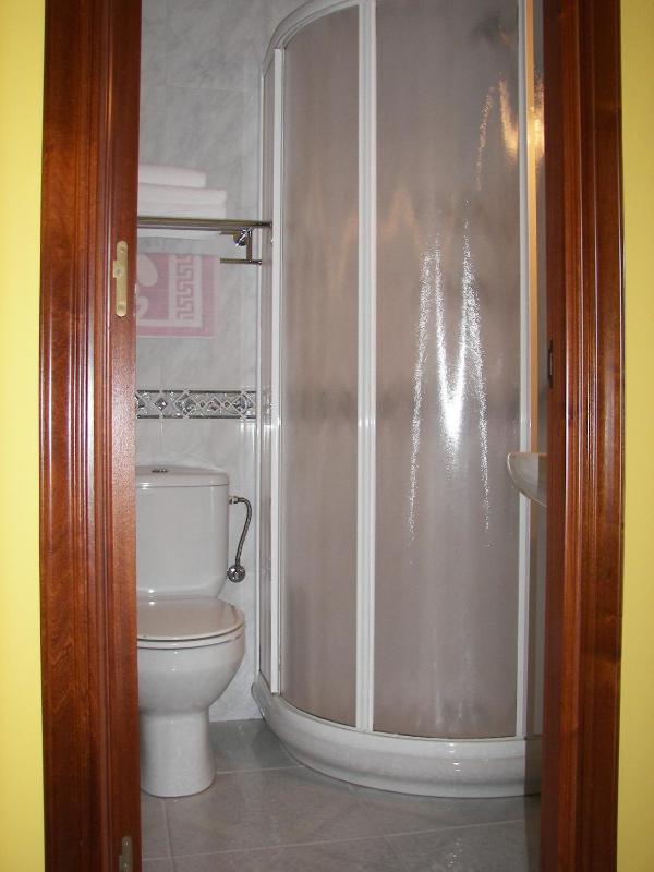 Double Room with Balcony and Sea View image 3