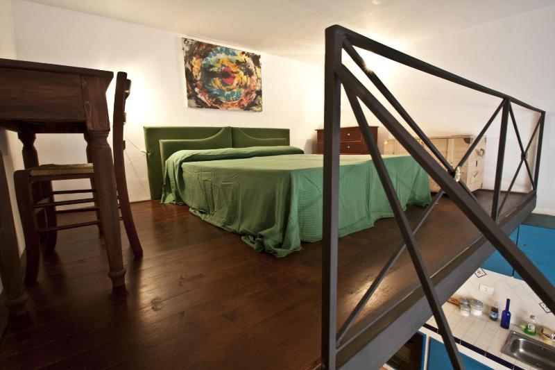 4Roomsrelax - image 28