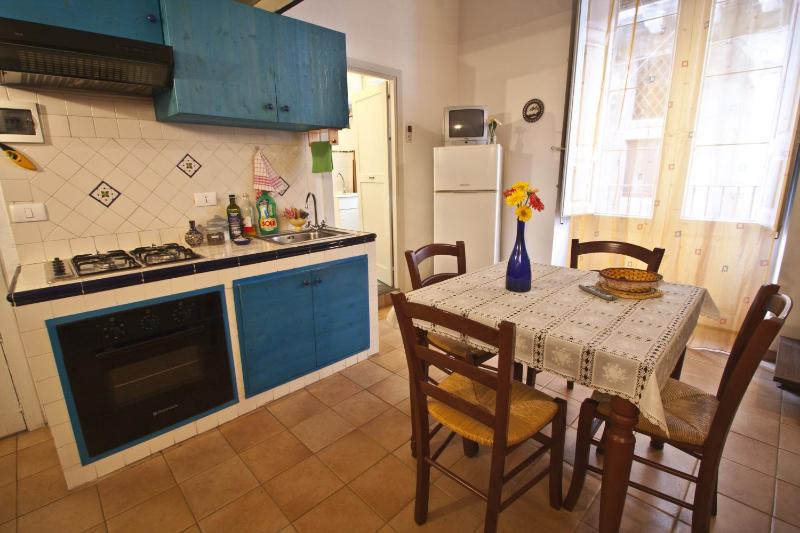 4Roomsrelax - image 14