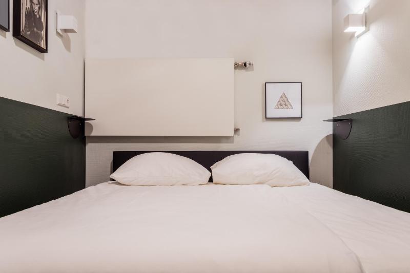 Extra Small Double Room image 4