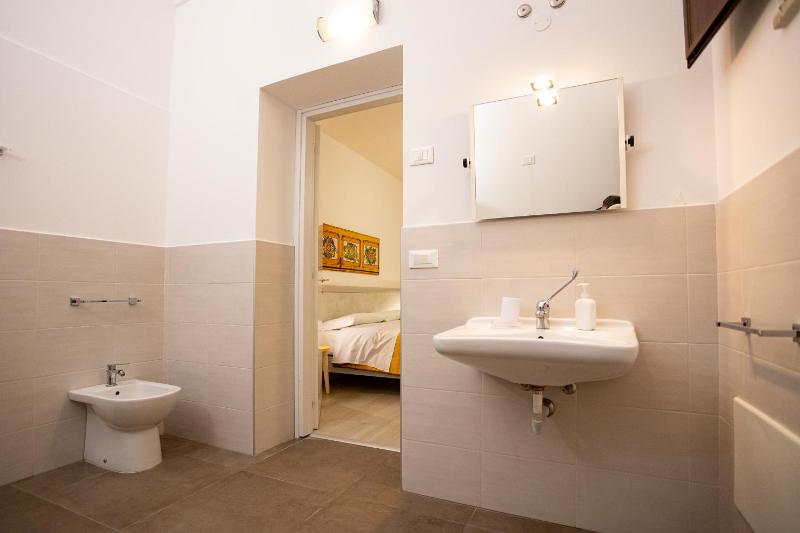 One-Bedroom Apartment image 3