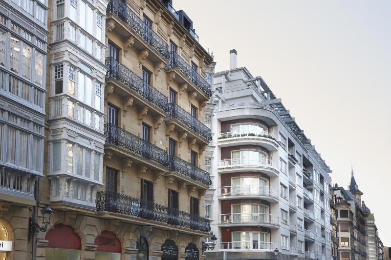 Easo Suite 7 by FeelFree Rentals - image 17