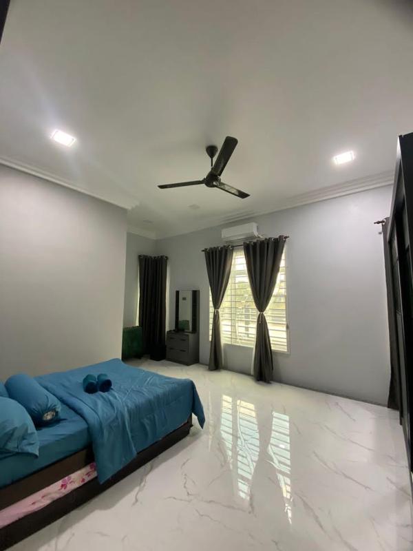 Mutiara House OI9-9222O48 Images