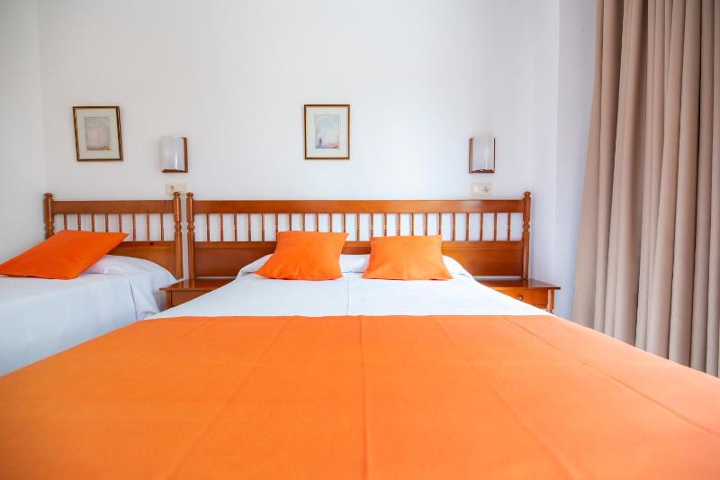 Triple Room image 4