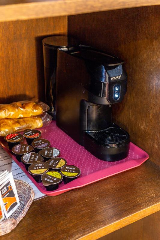 Standard Double Room image 3