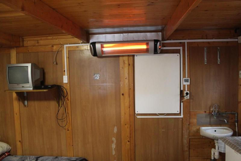 One-Bedroom Chalet image 3