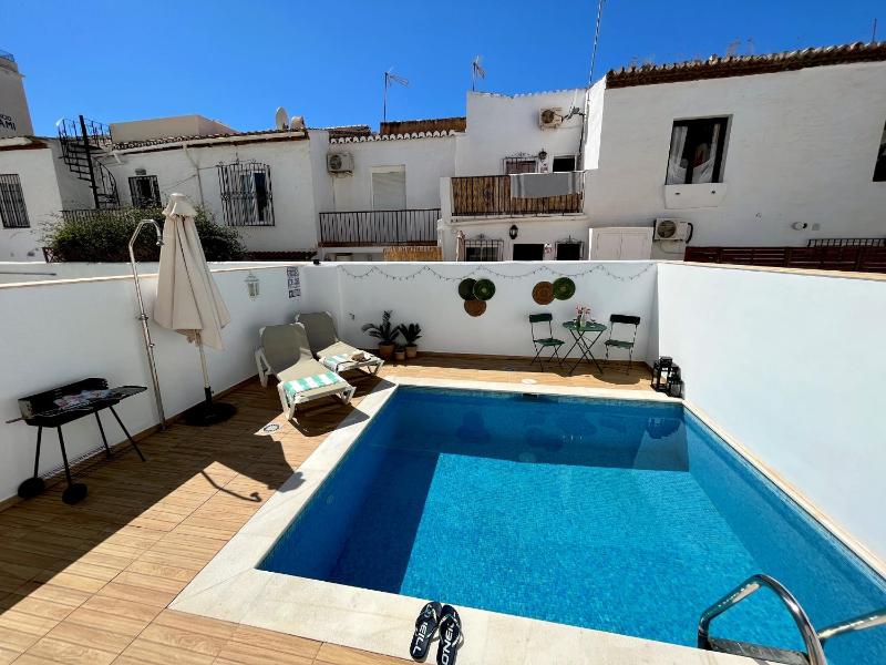 Nerja Paradise Rentals - Villa Zafiro - image 3