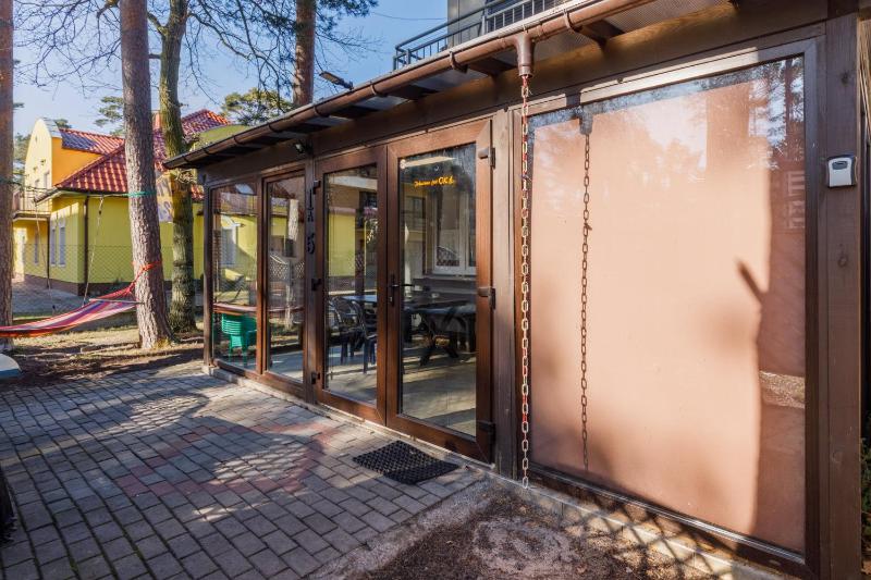 Apartment with Veranda Toruńska Pobierowo by Noclegi Renters - image 34