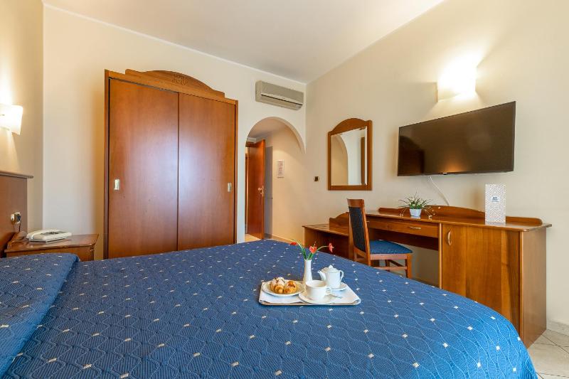 Double Room with Spa Package image 4