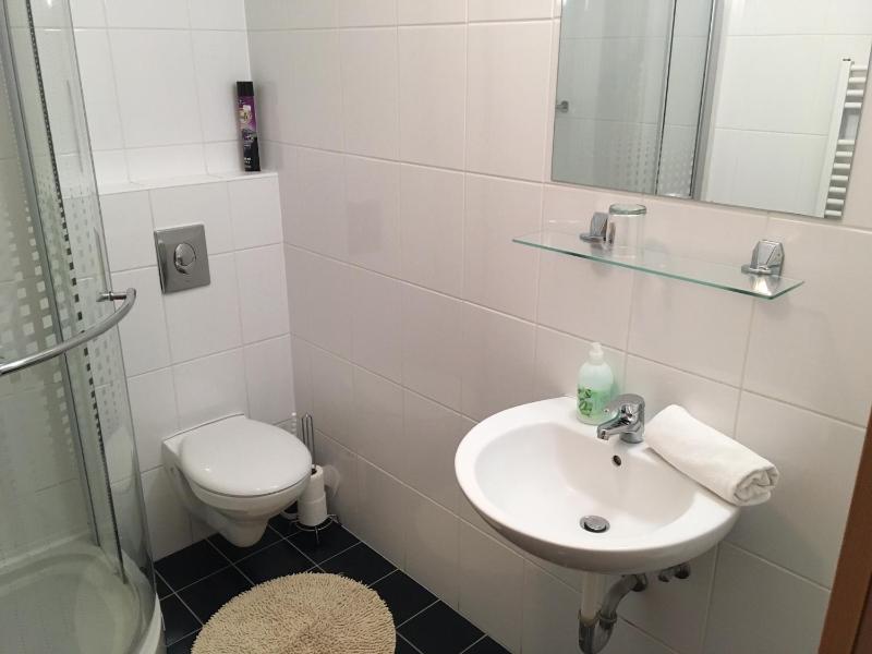 Single Room image 2