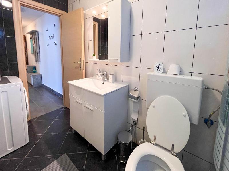 Apartment Tuba - image 12
