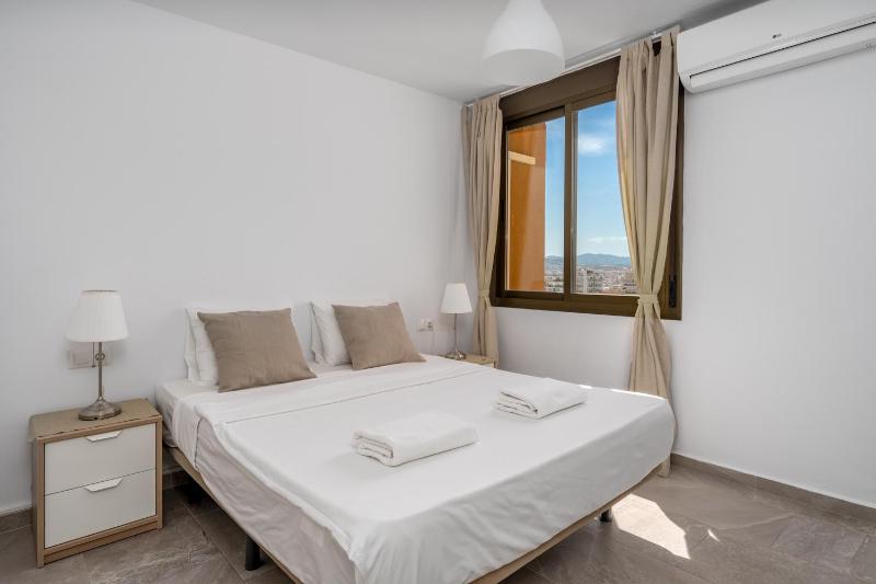 Fuengirola flat near the movida by Costarentals - Ref 170 - image 2