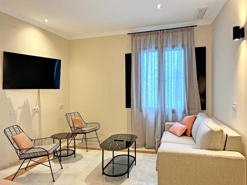Triple Room image 1