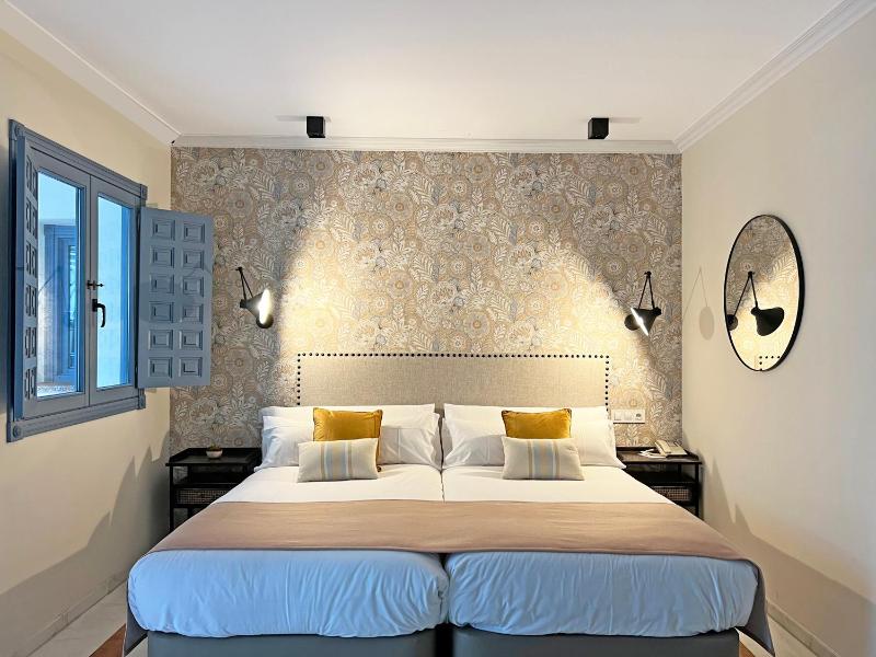 Double or Twin Room image 1