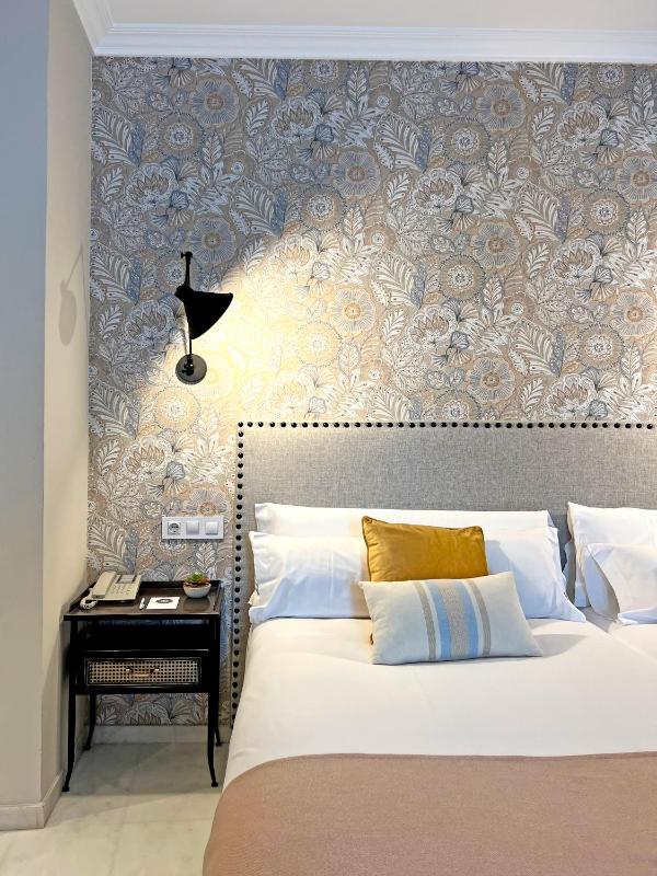 Single Room image 1