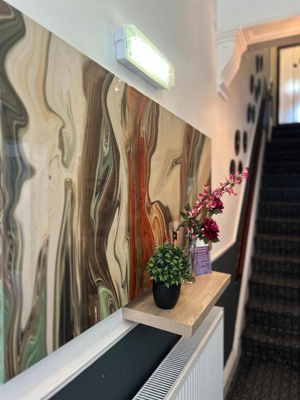 Mayfair Hotel - image 15