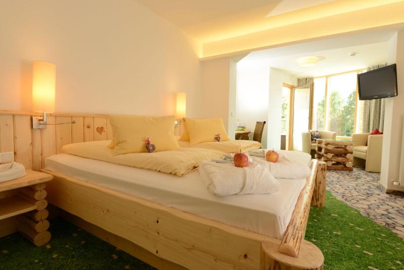 Double Room with Panoramic View image 4