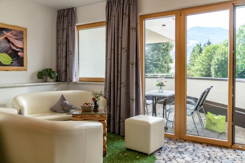 Standard Suite image 2