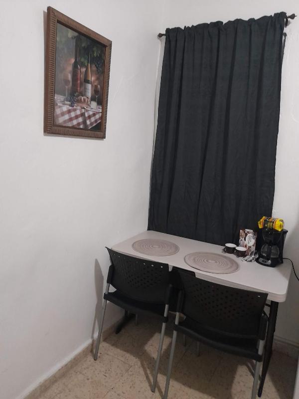One-Bedroom Apartment image 4