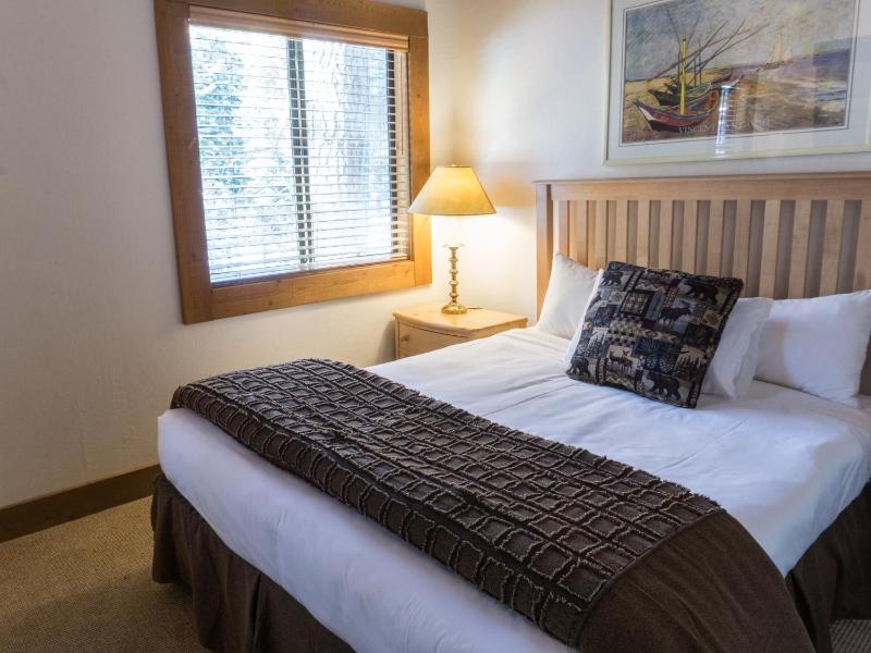 3132 Aspen Grove - image 3