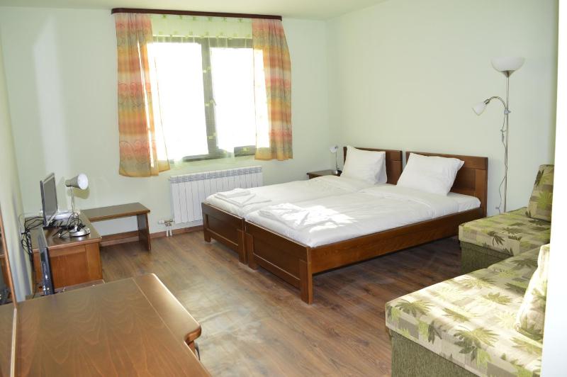 Quadruple Room with Bathroom image 2