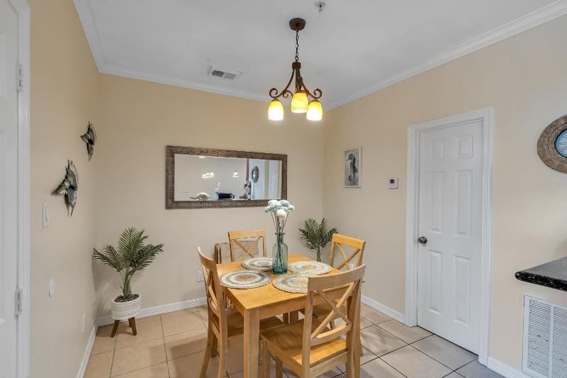 129 E Cora Lee Dr #203 condo - image 11