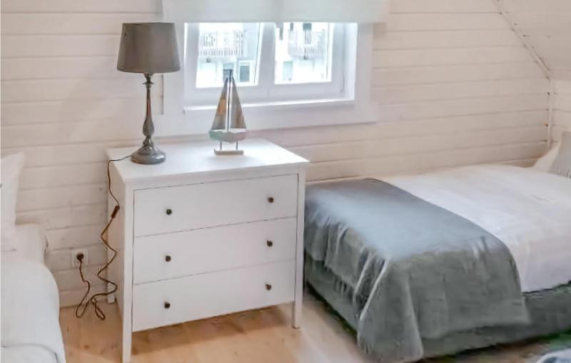 Lovely Home In Miedzywodzie With Wifi - image 18