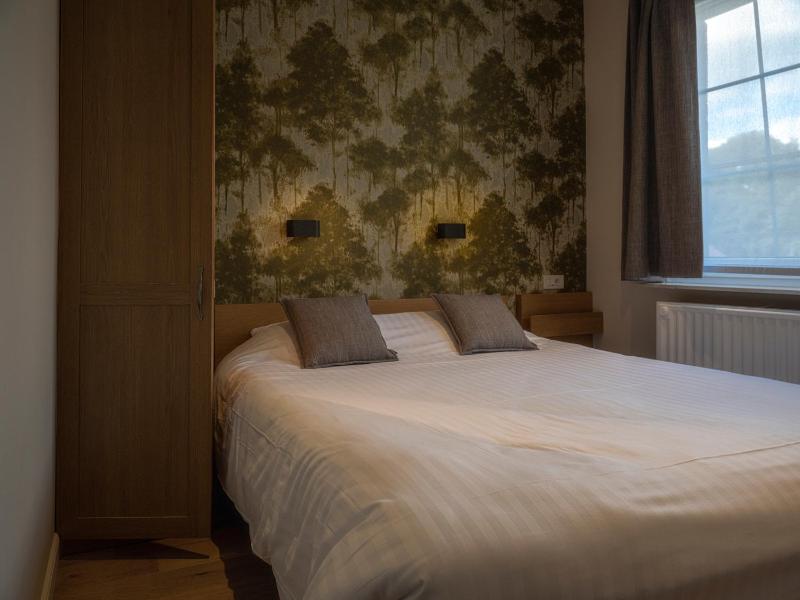 Double Room image 2