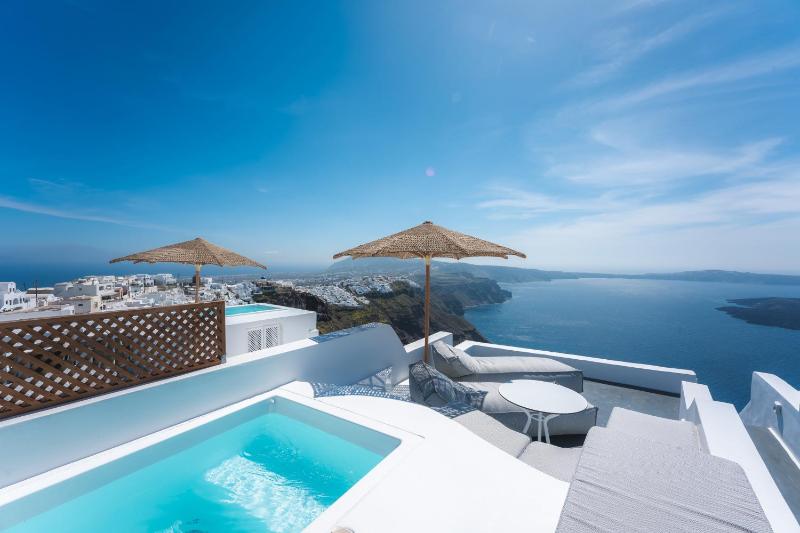 Grand Suite with Caldera View and outdoor Hot Tub - Private Terrace image 3
