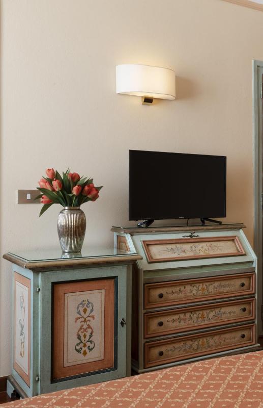 Economy Double or Twin Room image 2