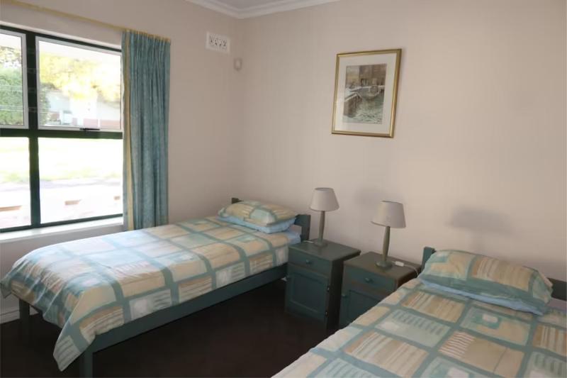 Constantia Cottage - image 11
