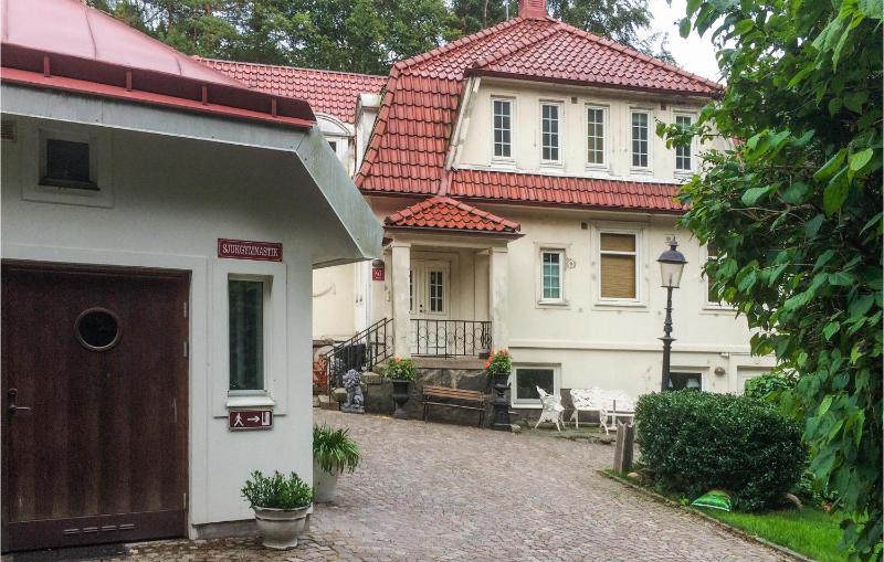 Gorgeous Apartment In Borås With Wifi Images