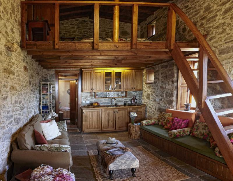 Chalet image 3