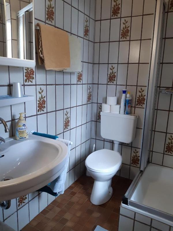 Double Room with Private Bathroom image 4