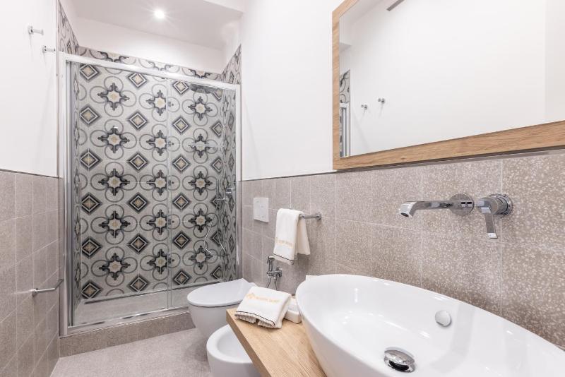 Maison Marie Deluxe Apartment - image 9