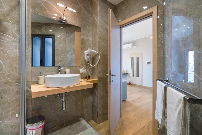 Taormina Palace Hotel - image 43