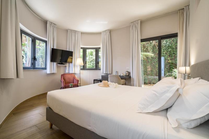 Taormina Palace Hotel - image 29