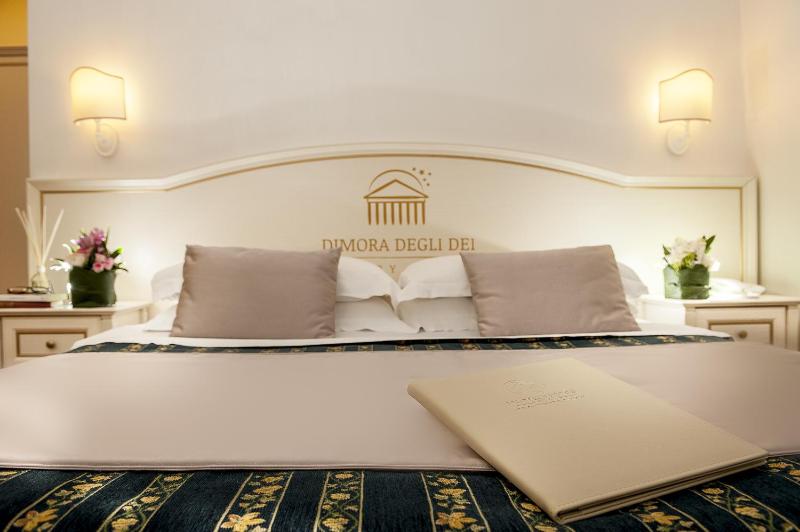 Junior Suite image 2