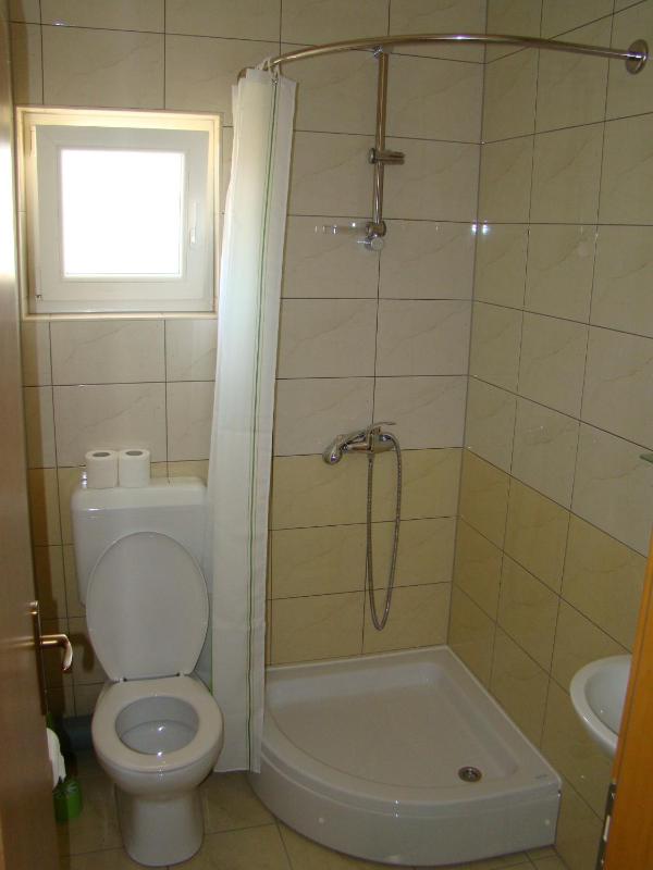 Double Room (2 Adults + 1 Child ) image 3