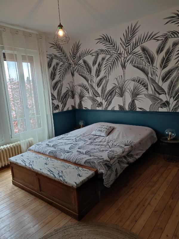 Quadruple Room with Private Bathroom image 3