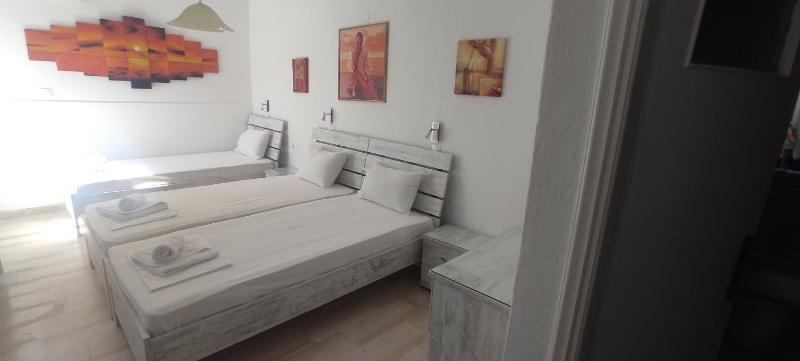 Triple Room image 3