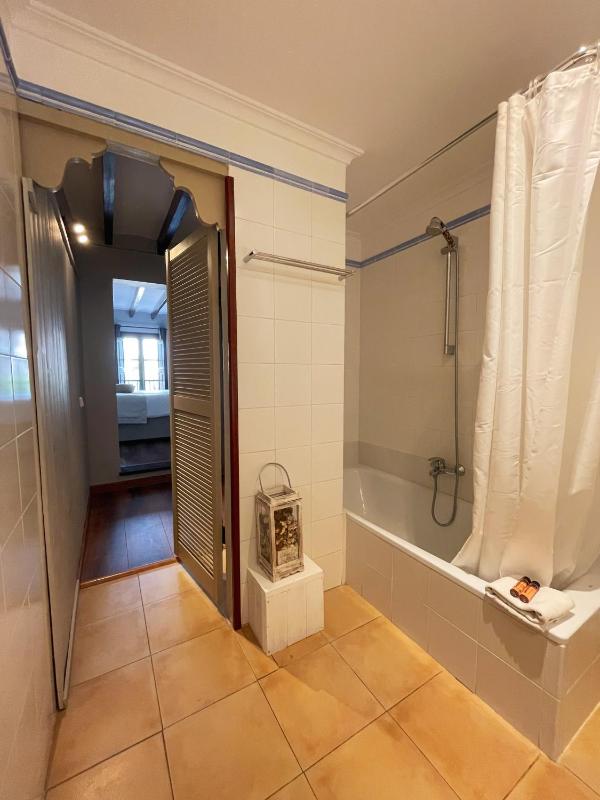 Double or Twin Room with Mountain View image 3